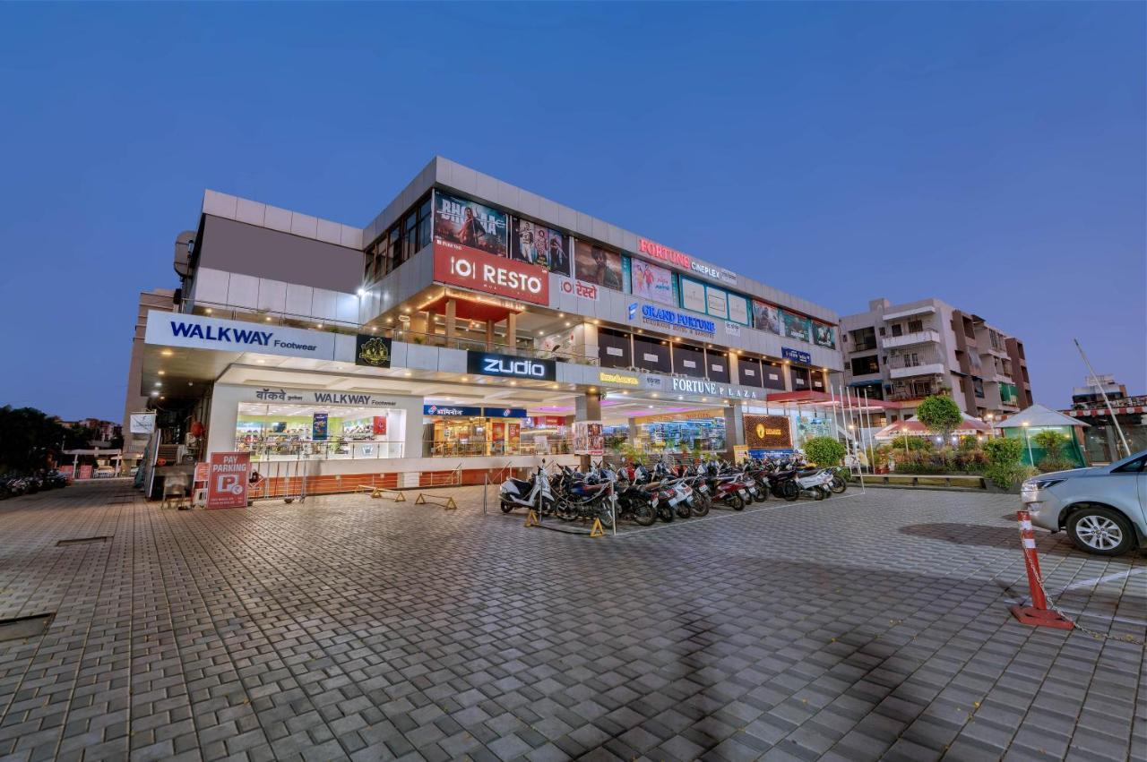 Hotel Grand Fortune Ichalkaranji Exterior foto